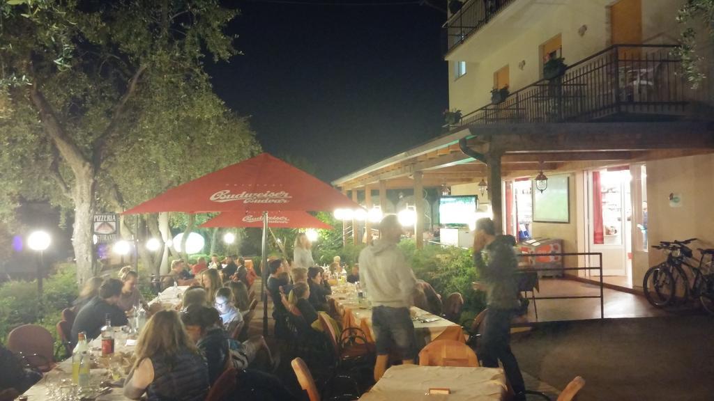 Albergo Bar Ristorante Alla Rama Malcesine Exterior foto